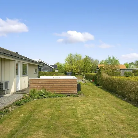 Reimer - 700m From The Sea By Interhome Feriehus