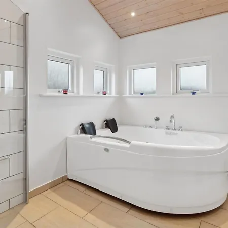 בית נופש Reimer - 700m From The Sea By Interhome Nedre Lysabild