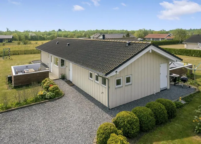 Reimer - 700m From The Sea By Interhome * Nedre Lysabild