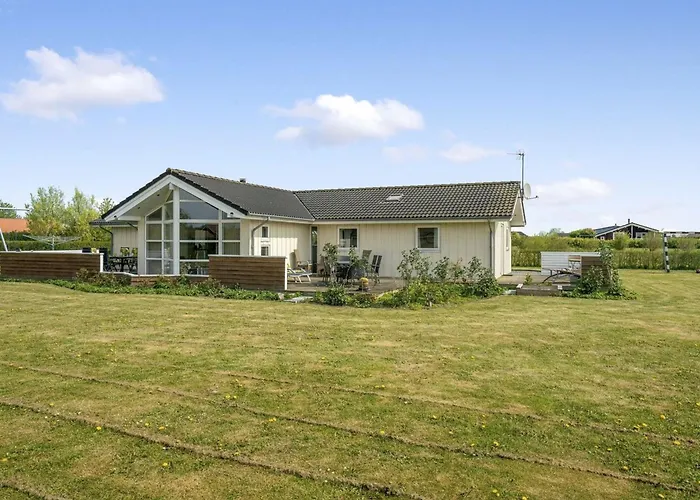 Reimer - 700m From The Sea By Interhome * Nedre Lysabild